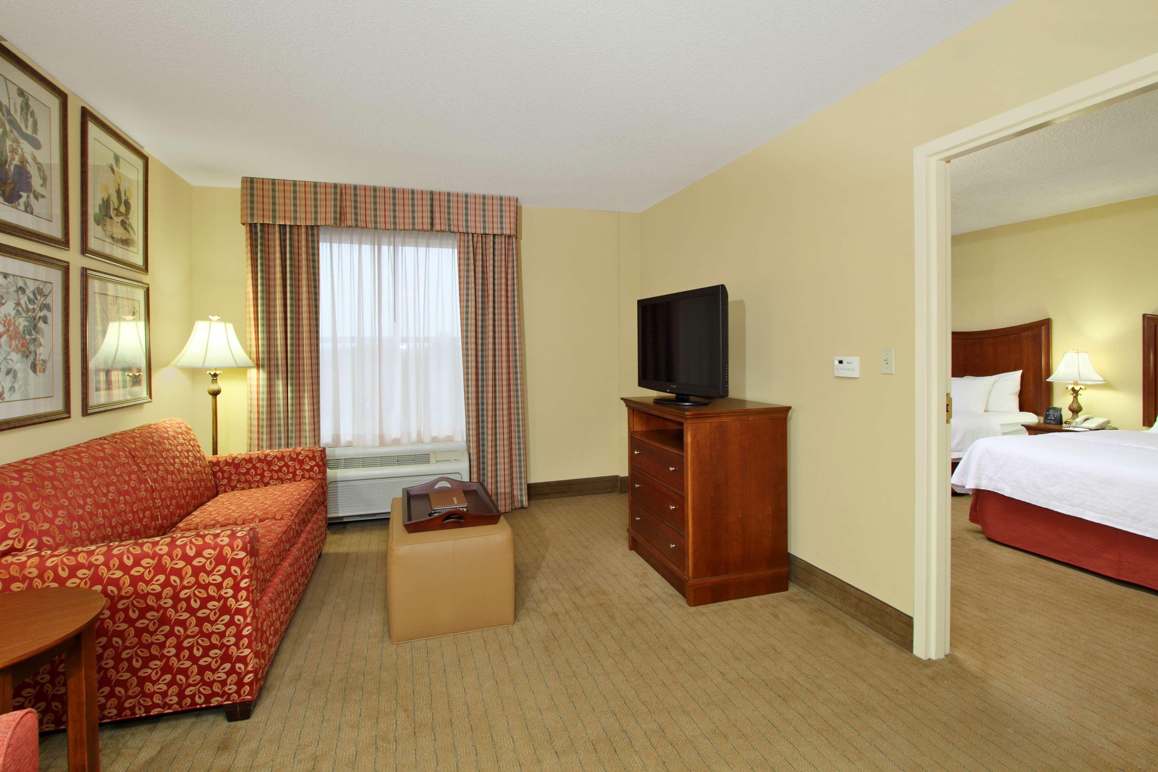 Homewood Suites By Hilton Chesapeake - Greenbrier Exteriör bild