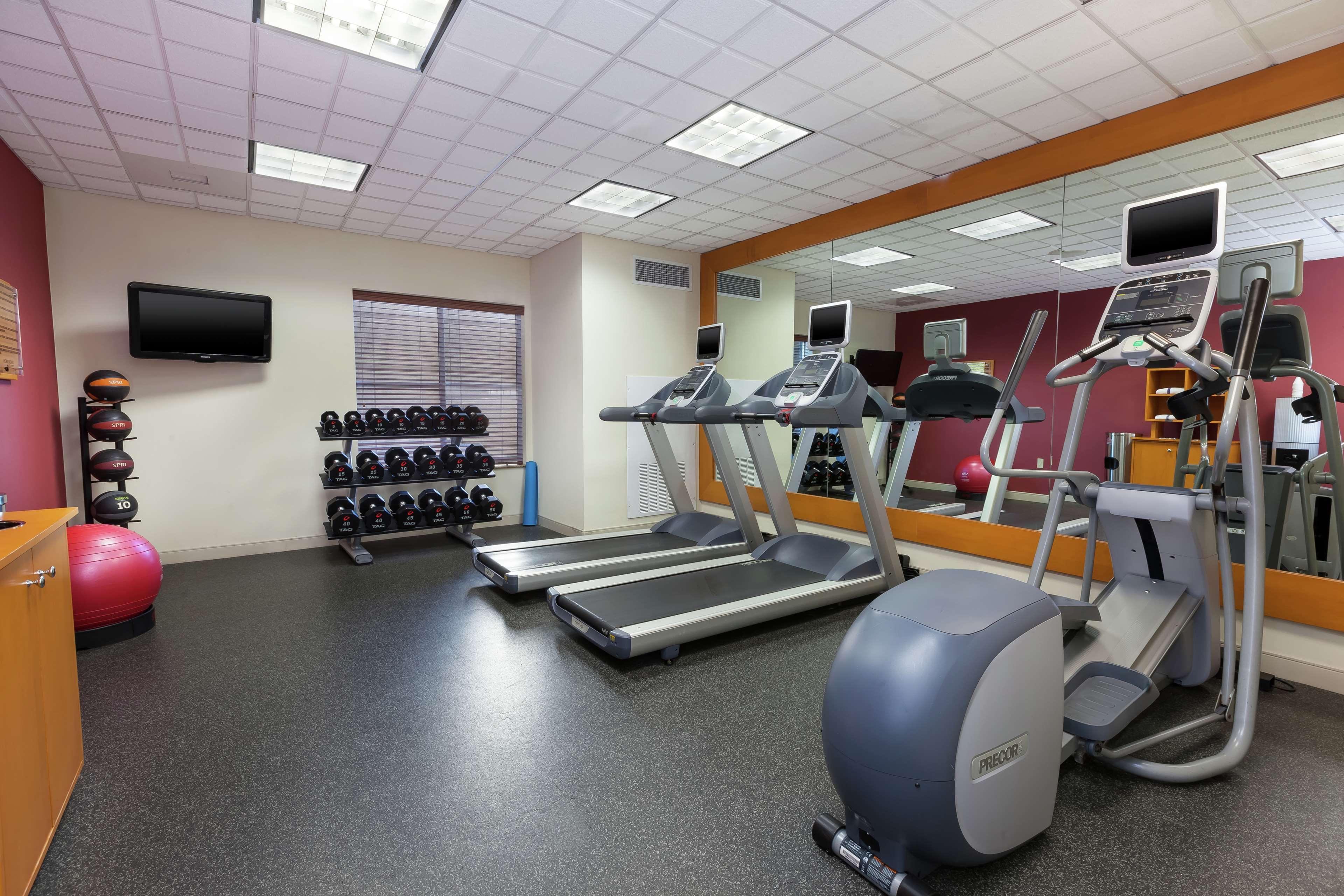 Homewood Suites By Hilton Chesapeake - Greenbrier Exteriör bild