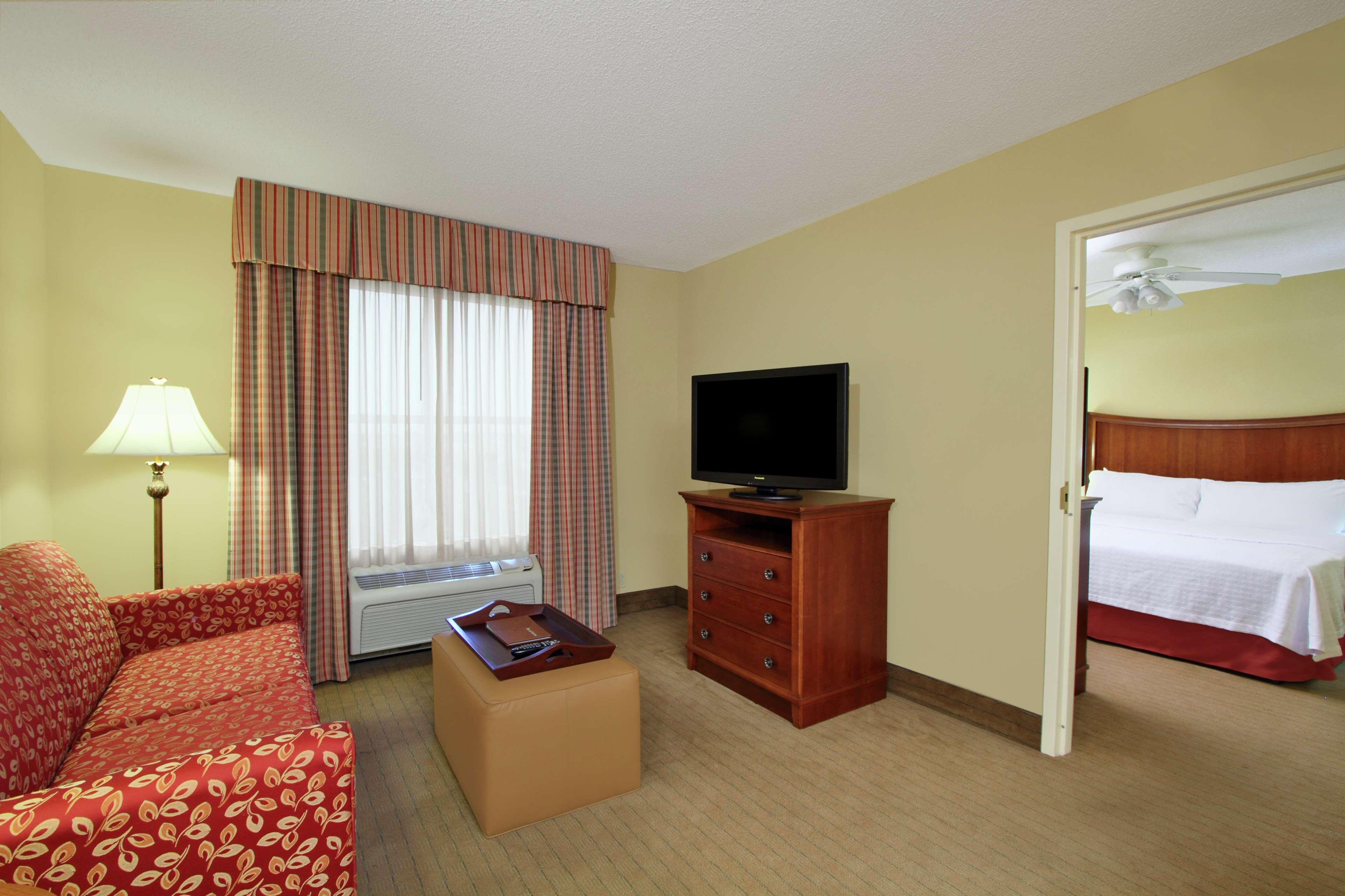 Homewood Suites By Hilton Chesapeake - Greenbrier Exteriör bild